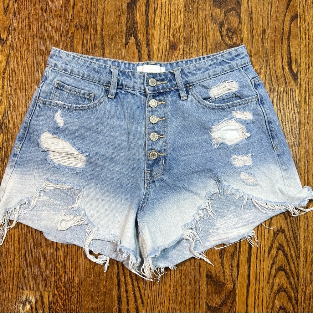 Vervet Excellent Condition Distressed Raw Hem Button Fly Size Large RARE!!
